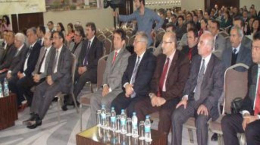 Coğrafya &Ouml;ğretmenleri Eğitimlerini Tazeledi