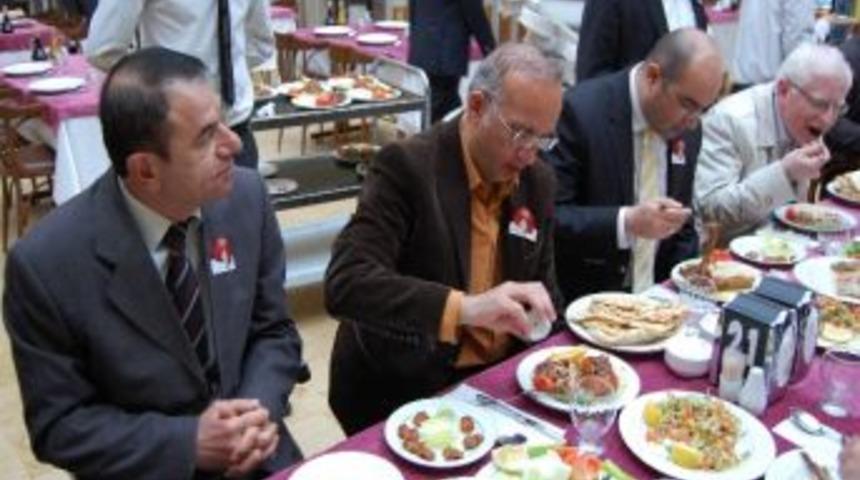 Tatvan Ve S&ouml;keli İşadamlarından &lsquo;kardeş Aile&rsquo; Projesi