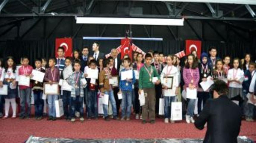 &Ouml;zel Yıldırım Koleji, YIMATO Derecelerini &Ouml;d&uuml;llendirdi