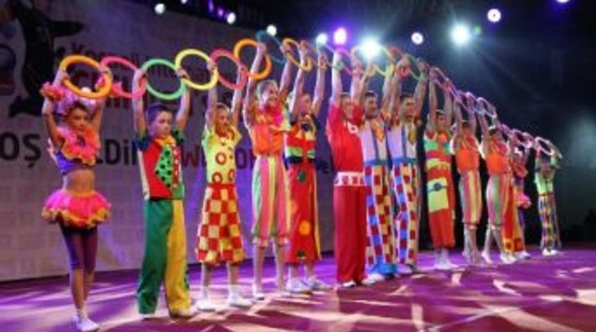 Moskova &Ccedil;ocuk Sirki Nefes Kesti