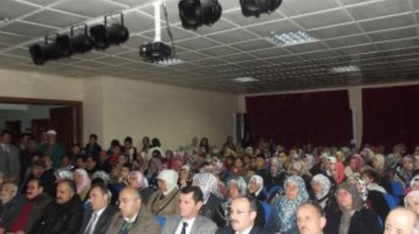 &Ouml;ğrencilerden Duygulandıran Tiyatro G&ouml;sterisi