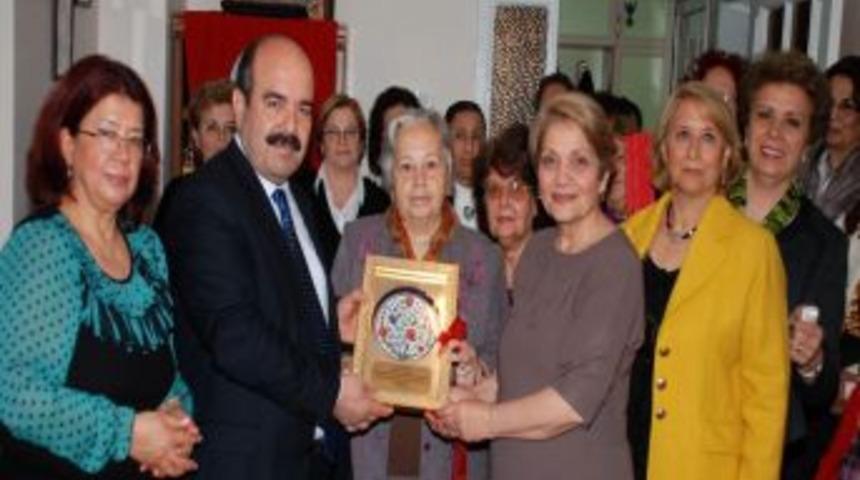 Hayırsever &Ouml;zalp: Acınızı Hafifletmek I&ccedil;in Yardım Yapın