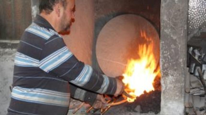 Alaplı'da 42 Yıldır Demircilik Mesleğini Yaşatıyor