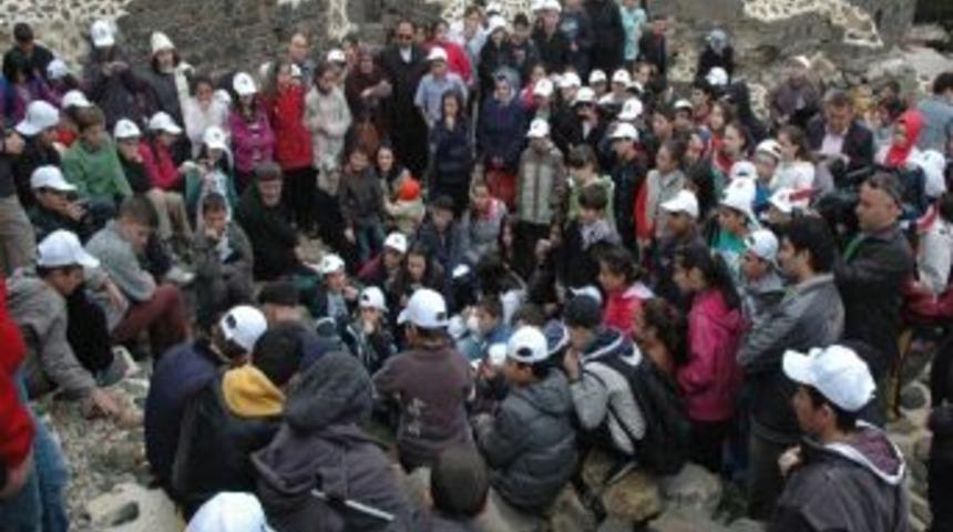 &Ouml;ğrencilere Tarih Aşılandı