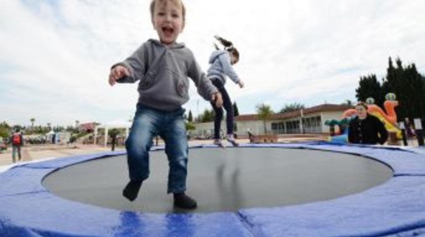 Antalya Çocuk Ve Oyun Şenliği Başladı