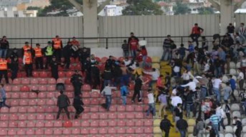 Manisaspor-denizlispor Ma&ccedil;ında Arbede