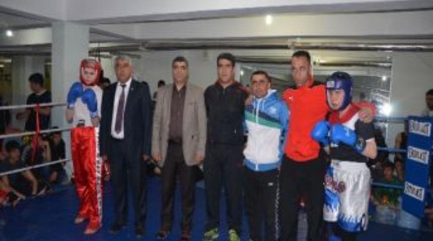 Erzurum Ve Bitlis&rsquo;ten Kick Boks Dostluk Turnuvası
