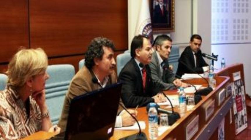 T&uuml;rkiye&rsquo;de Evlenen &Ccedil;iftlerin 5&rsquo;te 1&rsquo;i Boşanıyor