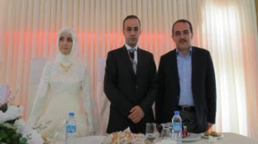 Adalet Bakanı Ergin, Danışmanının Oğlunun D&uuml;ğ&uuml;n&uuml;ne Katıldı