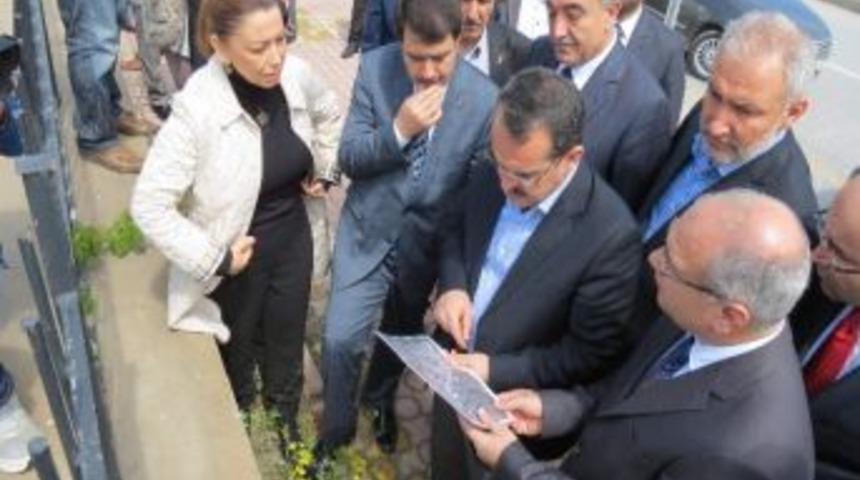 Adalet Bakanı Ergin Cezaevi Ve Adliye Sarayı Arsalarında İnceleme Yaptı
