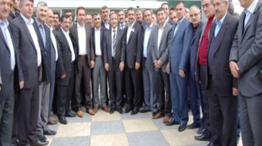 AK Parti Bitlis Milletvekili Kiler, Esnaflarla Bir Araya Geldi