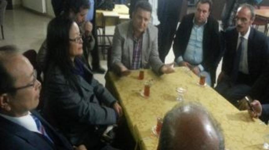 Tayvan B&uuml;y&uuml;kel&ccedil;isi James Chen, Sincik&rsquo;te