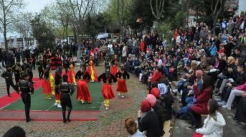 23 Nisan Ulusal, Egemenli Ve &Ccedil;ocuk Bayramı Şenlik Havasında Kutlanıyor