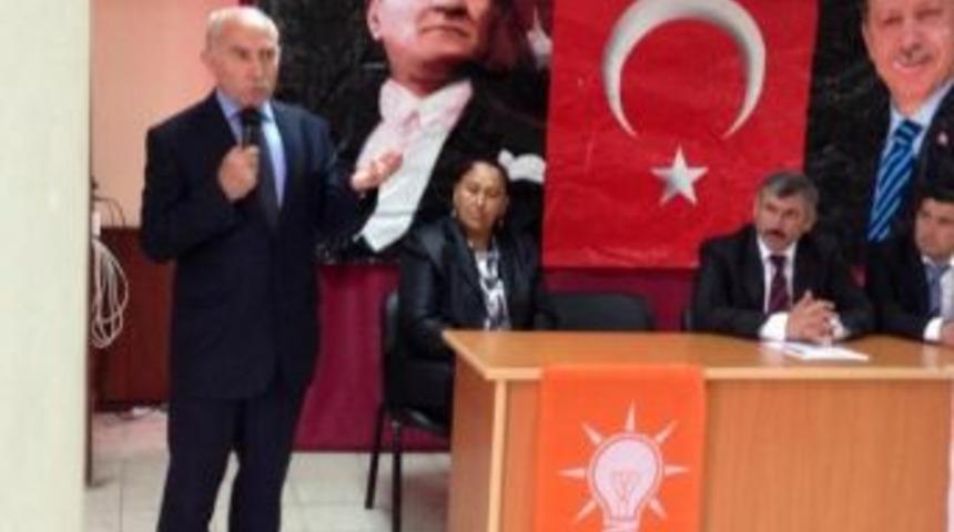 K&uuml;&ccedil;&uuml;kaydın: O Insanlığı Şefkati Ile Dokudu