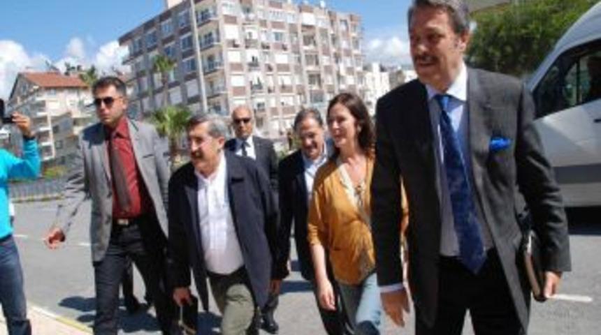 Kadir İnanır: Kan Akmasın Diye Bu Oluşumdayım