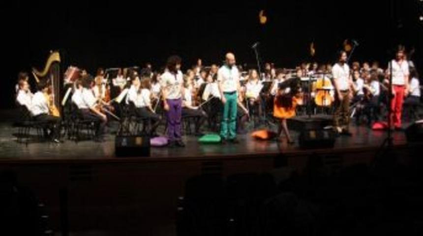 T&uuml;rkiye&rsquo;nin İlk &Ccedil;ocuk Orkestrası Bursalı M&uuml;zik Severlerle Buluştu