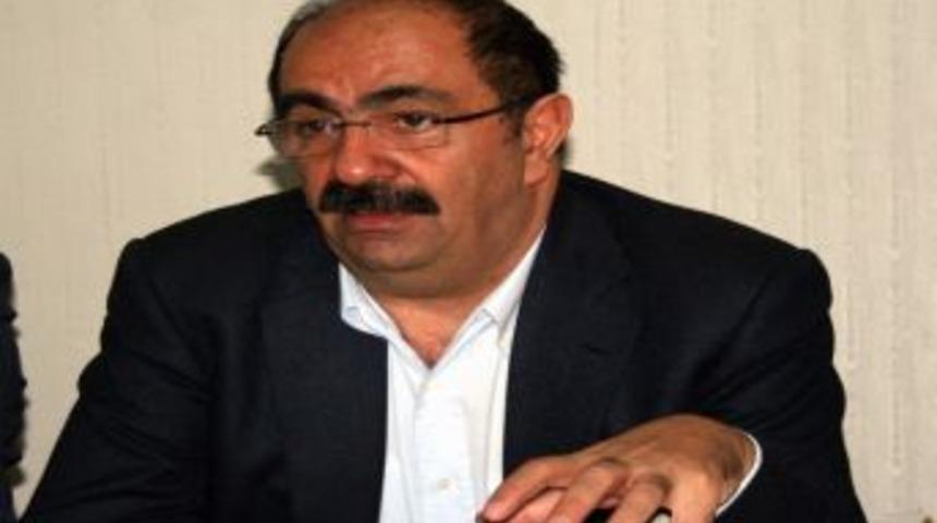 Esenyurt Eski Belediye Başkanı G&uuml;rb&uuml;z &Ccedil;apan Kars&rsquo;tan Belediye Başkanı Adayı Olabileceğinin Sinyali Verdi