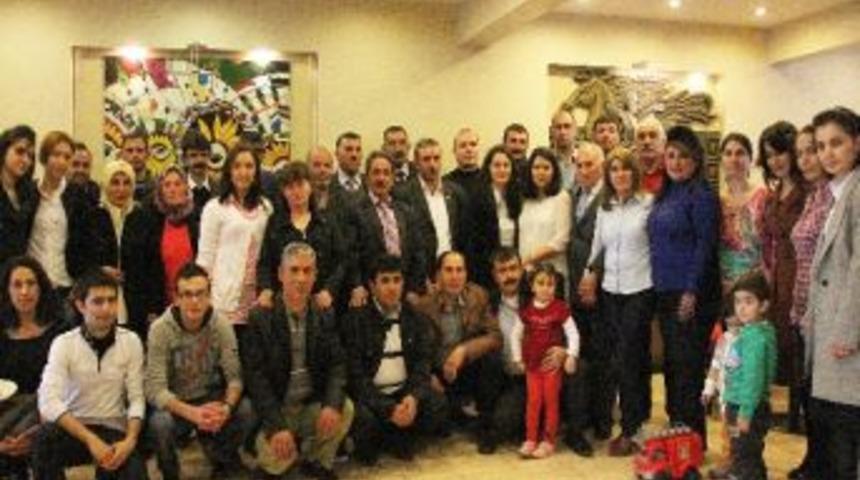 Sağlık Ve Sosyal Hizmet Emek&ccedil;ileri Sendikası &Uuml;yeleri Yemekte Bir Araya Geldi