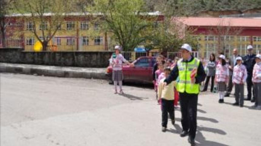 G&uuml;m&uuml;şhane Emniyeti &Ouml;ğrencileri Bilgilendirdi