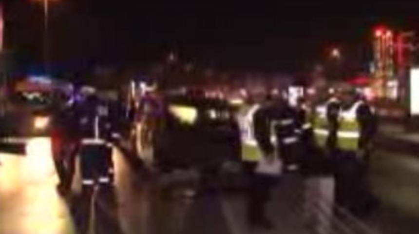 Bariyerlere sıkışarak &ouml;ld&uuml;!