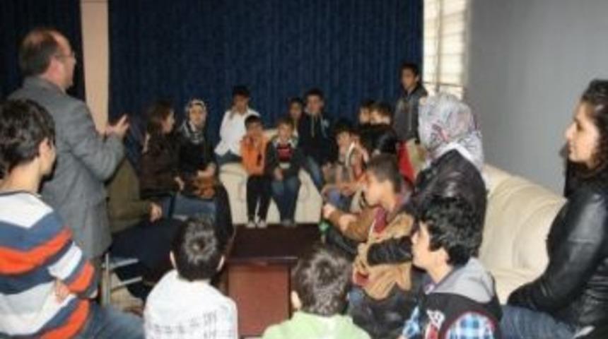 Koruyucu Aileler &Ccedil;ocuklarla Buluştu