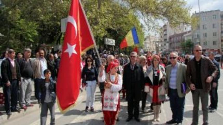 Kırklareli'nde &ldquo;1. Uluslararası &Ccedil;ocuk Halk Oyunları Şenliği&rdquo;