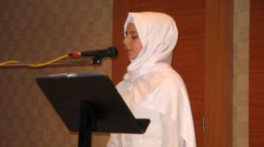 Marmaris&rsquo;in Ilk Imam Hatip Lisesinden Kutlu Doğum Programı