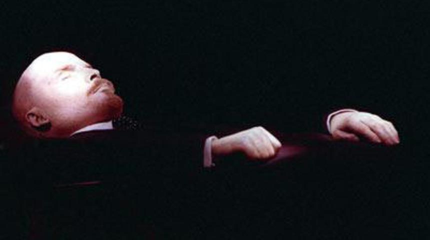 &Ouml;l&uuml; deyip ge&ccedil;meyin!