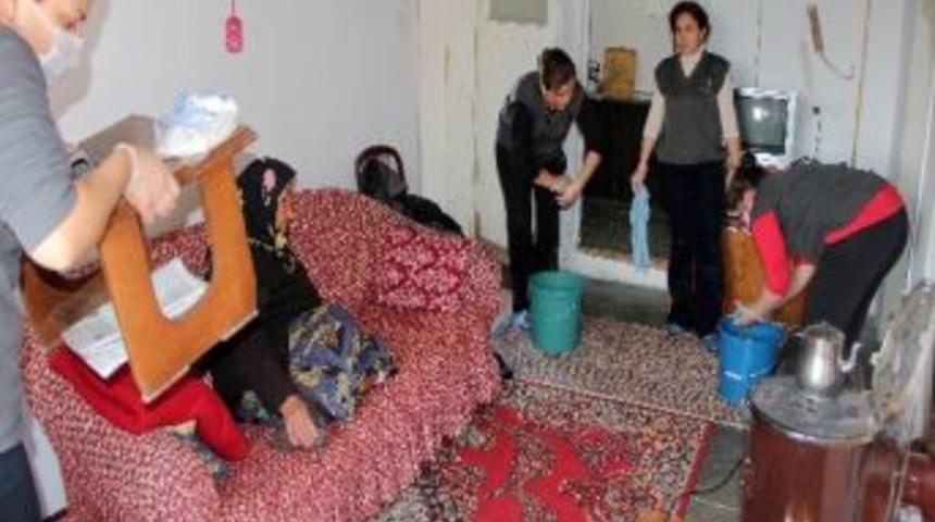 &Ccedil;ankaya, &Uuml;cretsiz Temizlik Hizmeti Veriyor