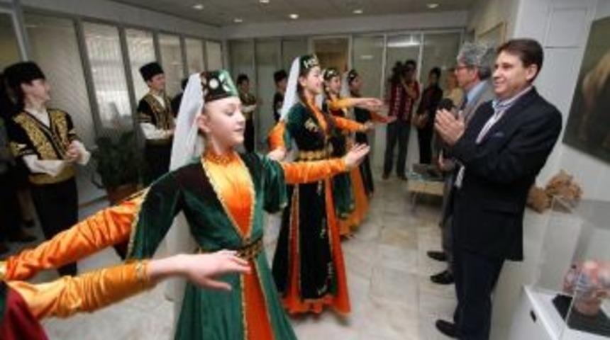 Kırım&rsquo;dan İzmir&rsquo;e &Ccedil;ocuk Neşesi