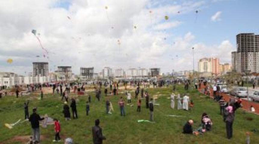 &Ouml;ğrenciler U&ccedil;urtma Şenliğine Yoğun Ilgi G&ouml;sterdi