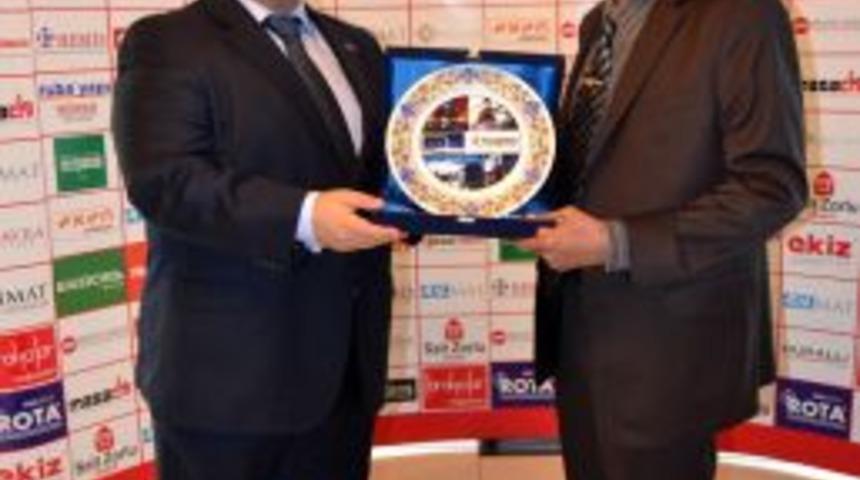 Batı Sumatra Valisi&rsquo;nden T&uuml;rk Işadamlarına Işbirliği Daveti