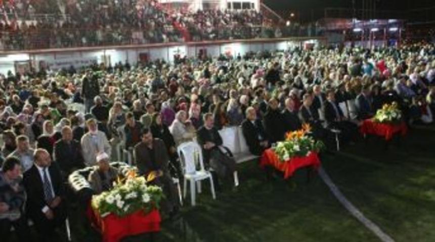 Bayraklı'da Kur'an Gecesi