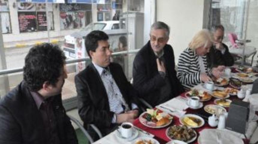 M&uuml;steşar &Ouml;zarslan Sinop Basınıyla Buluştu