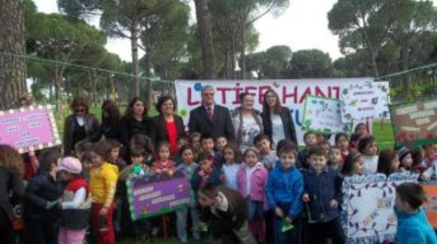 Minikler 150 Fıstık &Ccedil;amını Toprakla Buluşturdu