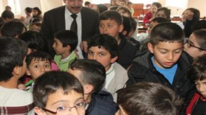 Başkan Bulutlar, T&uuml;rkiye B&uuml;y&uuml;k Millet Meclisi&rsquo;ni Ve 23 Nisanı Unutmadı