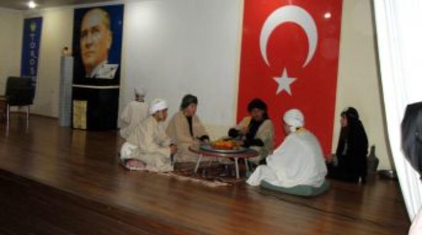 'Asr-ı Saadette Efendimiz' Tiyatrosu B&uuml;y&uuml;k Beğeni Topladı