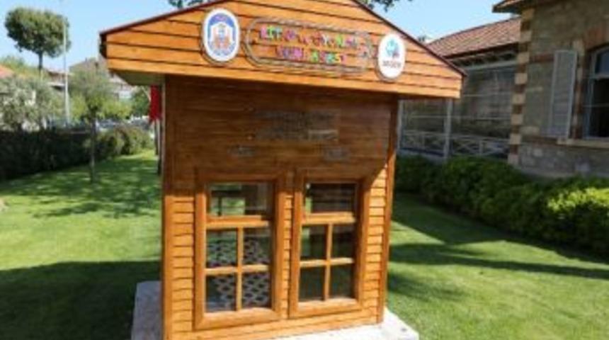 Sel&ccedil;uk Belediyesi'nden Kitap Ve Oyuncak Kumbarası