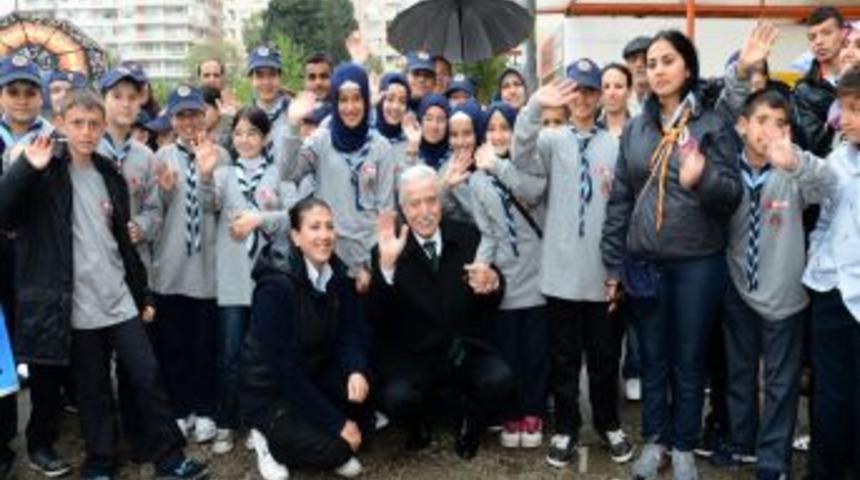 Adanalı Izciler &Ccedil;anakkale&rsquo;ye Uğurlandı