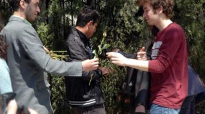 Anadolu &Uuml;niversitesi'nde Gerginlik