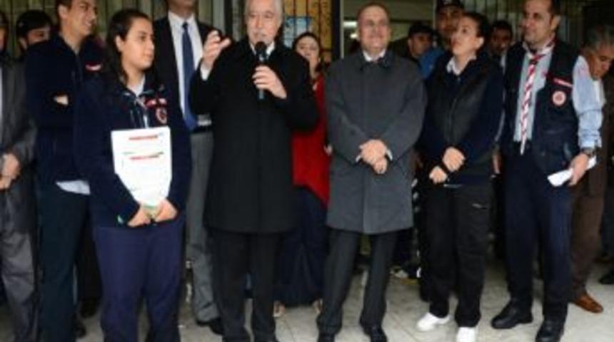 Adanalı İzciler &Ccedil;anakkale&rsquo;ye Uğurlandı