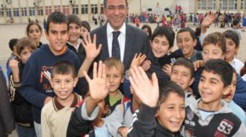 Budak, &ldquo;antalya &Ccedil;ocuk Hakları Konusunda &Ouml;nc&uuml; Olmalıdır&rdquo;