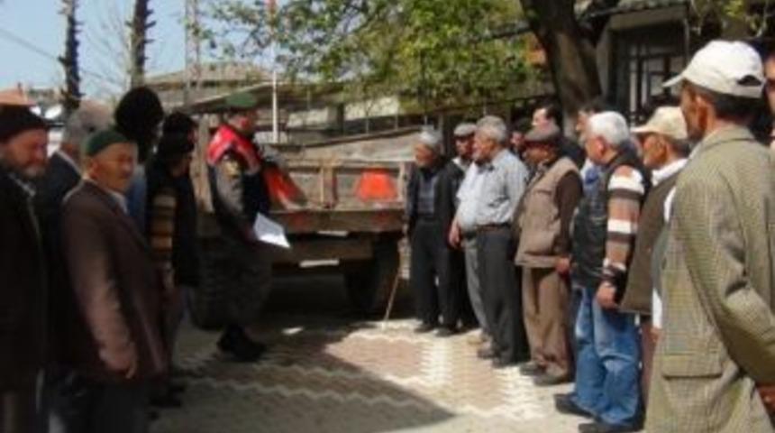 Jandarmadan K&ouml;yl&uuml;lere Trakt&ouml;r Eğitimi
