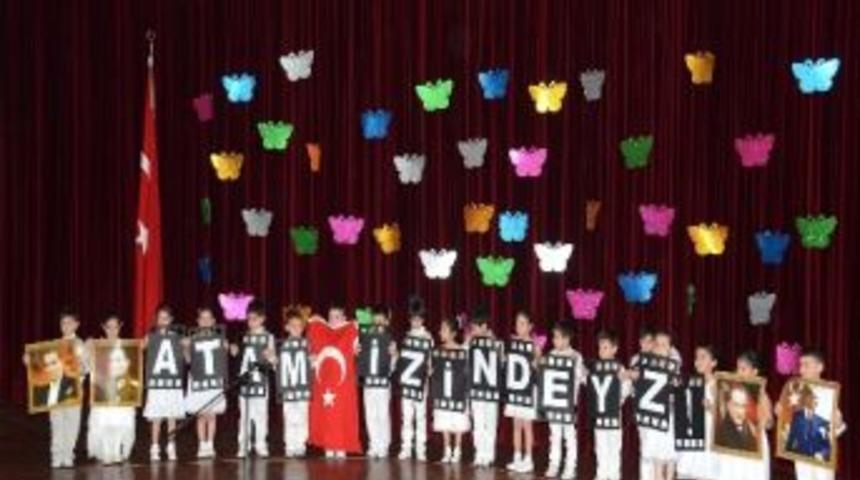 Miniklerden Renkli 23 Nisan Kutlaması