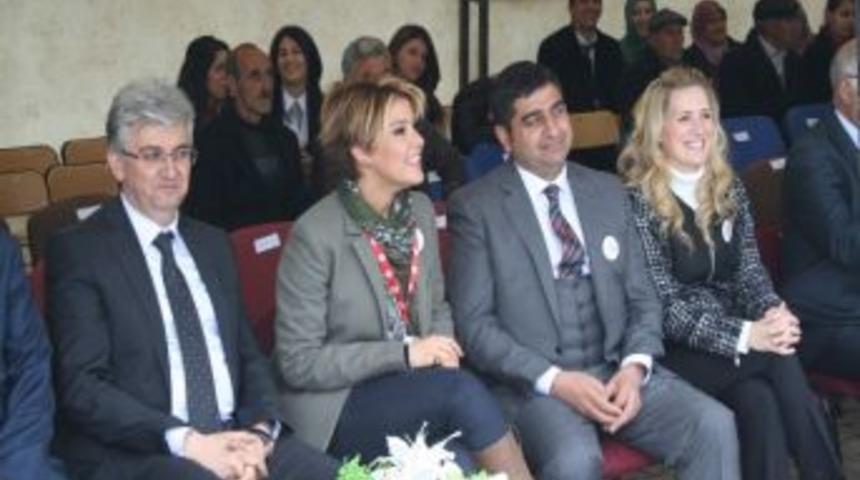 Sanat&ccedil;ı G&uuml;lben Ergen Kars&rsquo;ta Anaokulu A&ccedil;tı