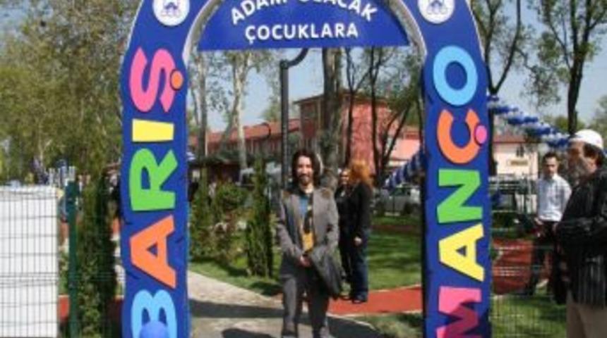 Barış Man&ccedil;o Parkının A&ccedil;ılışına Batıkan Man&ccedil;o Da Katıldı