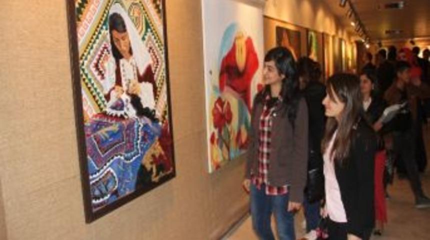 H&uuml;k&uuml;ml&uuml; Ve Tutuklulardan Resim Sergisi