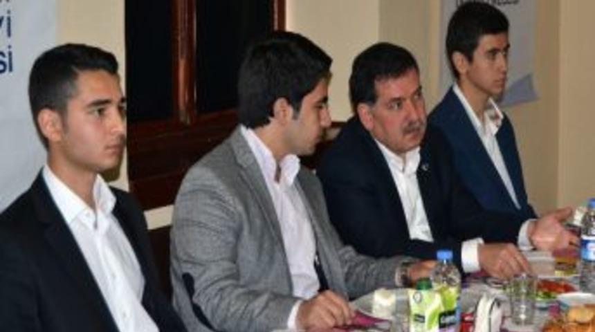 Zenbilci, Y&uuml;ksek İstişare Kurulu Toplantısına Katıldı