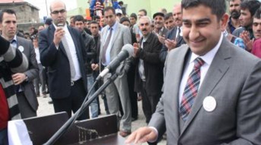 Çocuklar Gülsün Diye 14'üncü Okulu Kars'ta Açtı