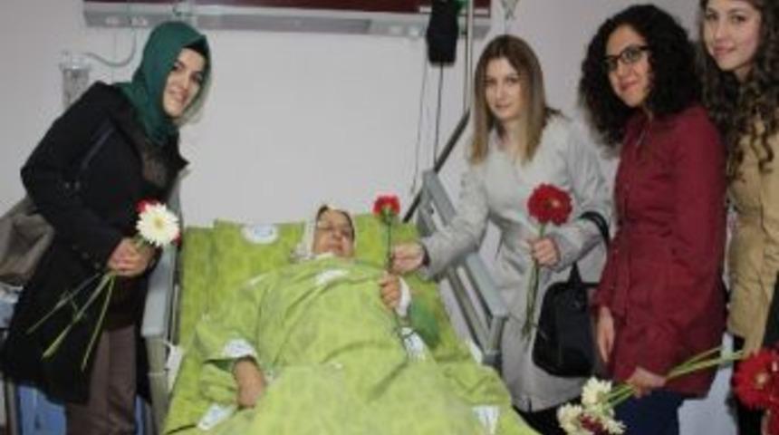 Gönüllülerinden Hastane Ziyareti